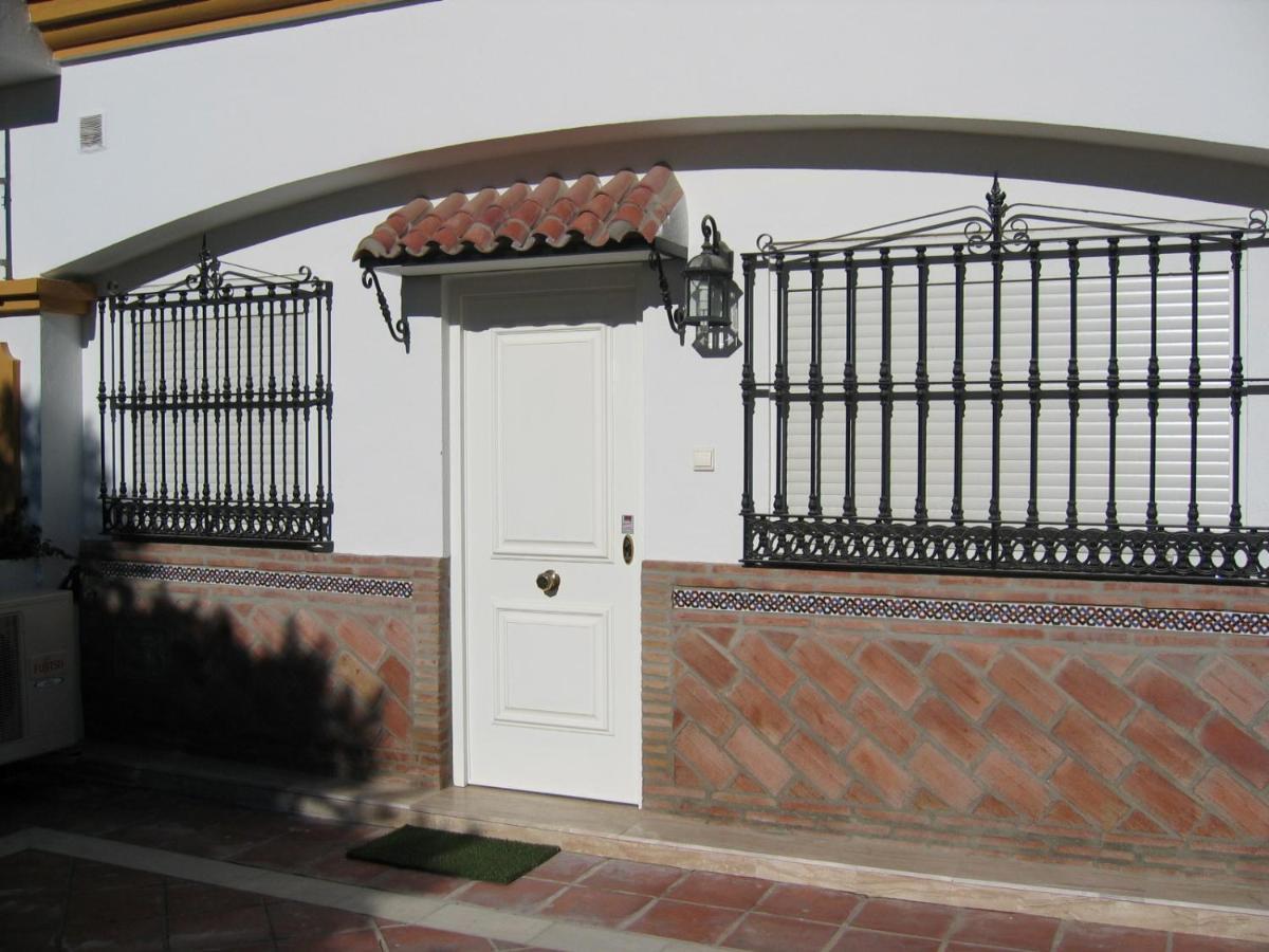 Apartamentos La Libertad Estepona Ngoại thất bức ảnh