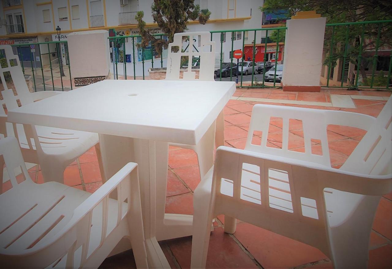 Apartamentos La Libertad Estepona Ngoại thất bức ảnh